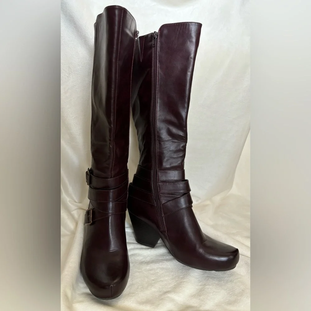 Pierre Dumas Women’s Burgundy Tall Boots size 10 - Picture 4 of 5